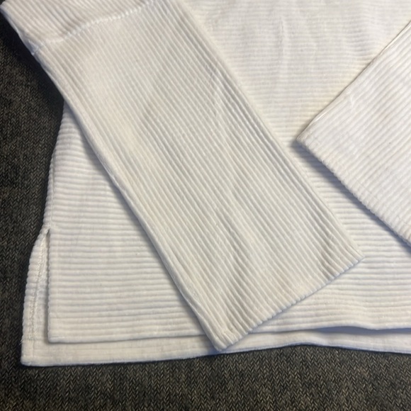 Madewell super soft ribbed mock turtleneck with wide sleeves. Warm and stylish. - Picture 3 of 9